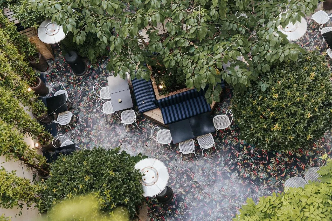 Hotel Bienvenue Paris